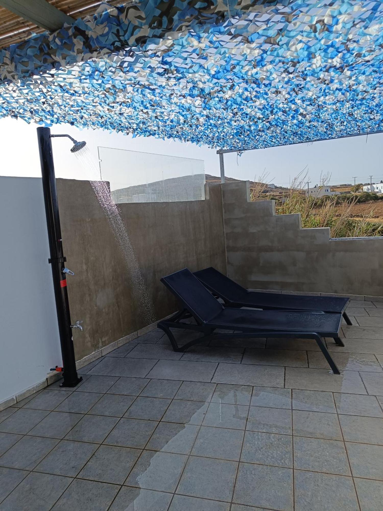 Kleris Apartments 8 Tinos Exterior photo